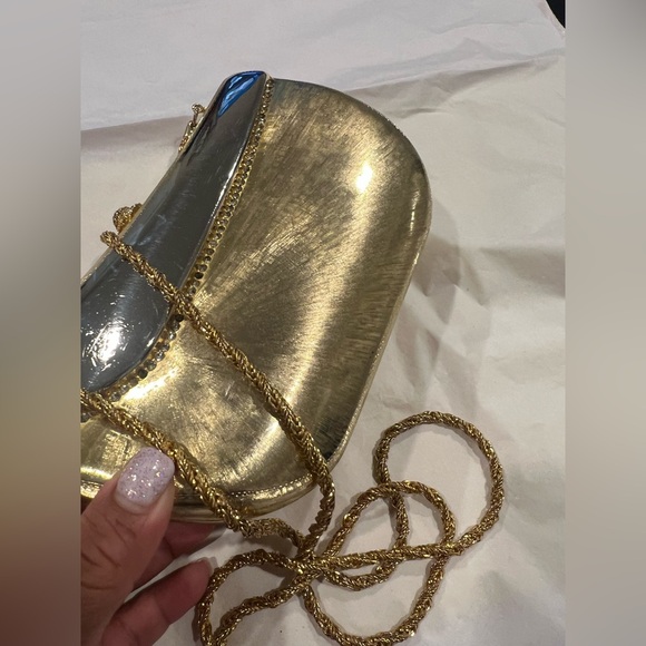 Vintage Italy made Gold and Silver Metallic Clutch - Picture 14 of 16